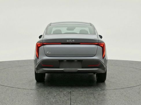 Used 2025 Kia K4 LXS image 7