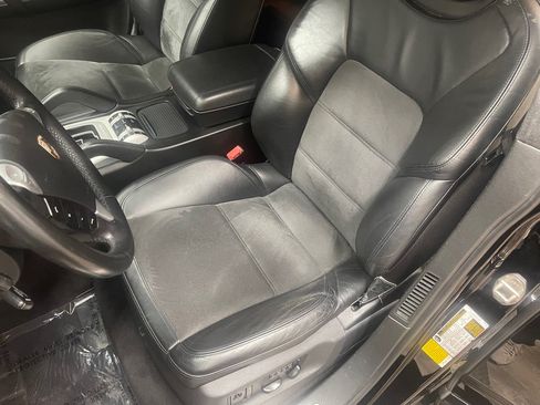 Used 2010 Porsche Cayenne GTS AWD/4WD image 19