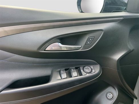 Used 2024 Buick Envista Sport Touring w/ Convenience I Package image 9