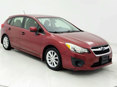Used 2014 Subaru Impreza 2.0i Premium w/ All-Weather Package w/CVT AWD/4WD image 7