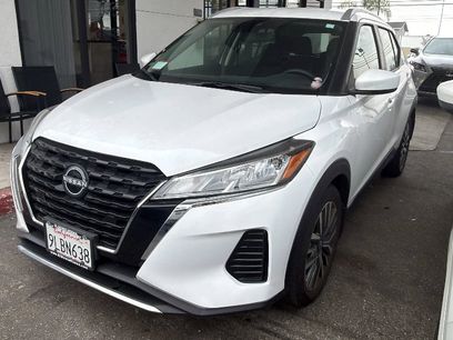 Used 2024 Nissan Kicks SV