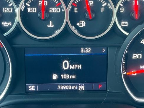 Used 2022 Chevrolet Silverado 2500 LT w/ Convenience Package image 32