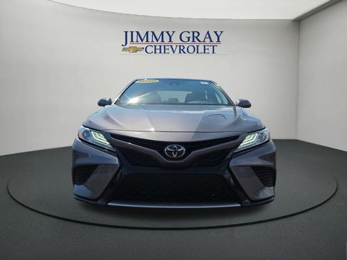 Used 2020 Toyota Camry XSE FWD image 8
