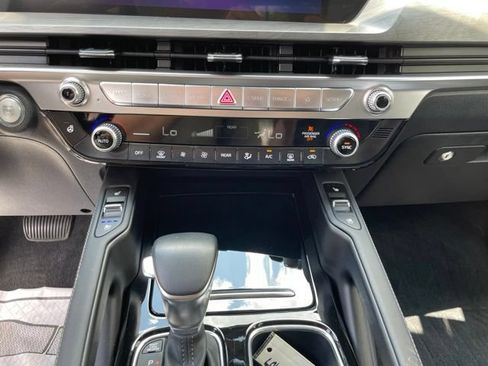 Certified 2025 Kia Telluride EX X-Line AWD/4WD image 17