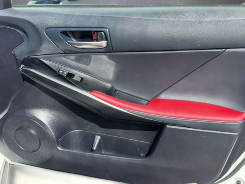 Used 2025 Lexus IS 300 w/ Comfort Package image 33