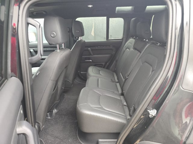 Used 2025 Land Rover Defender 110 S AWD/4WD image 26