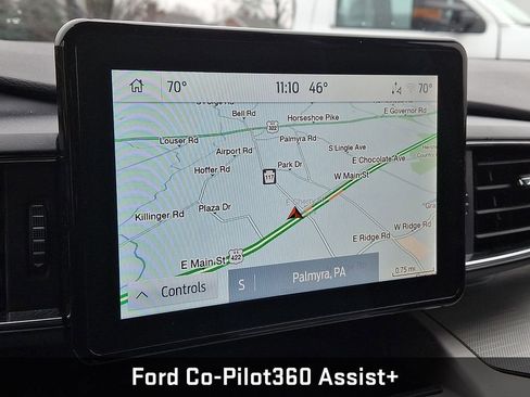 Used 2022 Ford Explorer XLT w/ Equipment Group 202A image 16