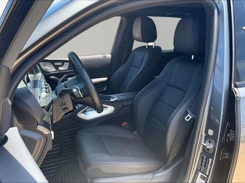 Used 2025 Mercedes-Benz GLE 450 4MATIC image 27