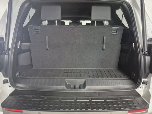 New 2026 Toyota 4Runner 4WD image 14