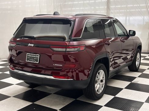 Used 2025 Jeep Grand Cherokee Laredo X w/ Trailer Tow Package AWD/4WD image 7