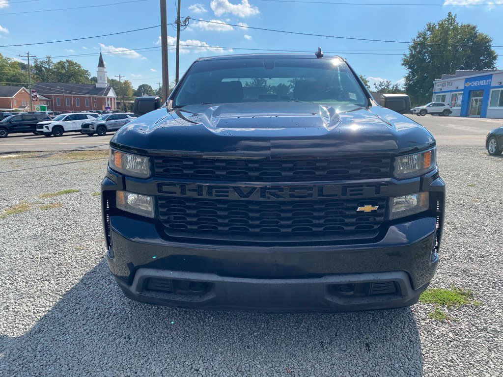 Used 2020 Chevrolet Silverado 1500 Custom w/ Custom Value Package RWD image 8