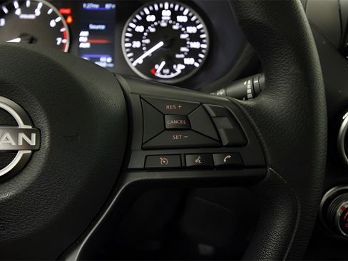 Used 2025 Nissan Sentra S image 21