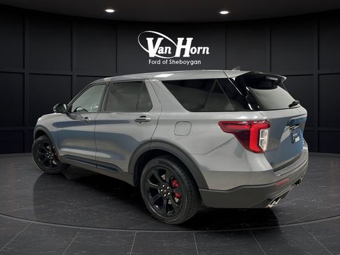 Certified 2021 Ford Explorer ST w/ Equipment Group 401A AWD/4WD image 5
