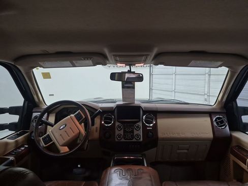Used 2013 Ford F250 King Ranch w/ King Ranch w/Chrome Pkg image 21