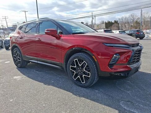 Certified 2024 Chevrolet Blazer RS w/ Driver Confidence II Package image 2