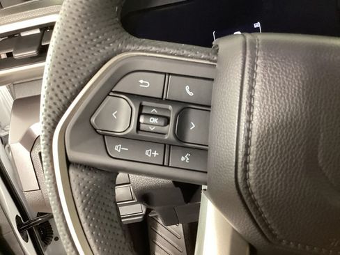 Used 2026 Toyota Tacoma TRD Sport AWD/4WD image 15