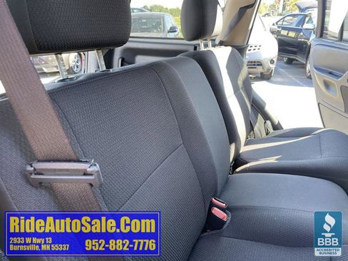 Used 2004 Jeep Grand Cherokee Laredo w/ Convenience Group image 37