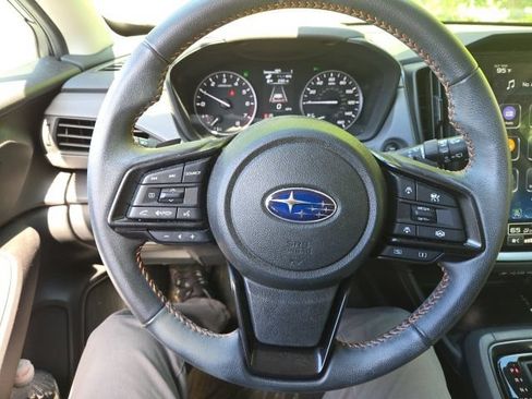 Used 2024 Subaru Crosstrek 2.5i Limited AWD/4WD image 2
