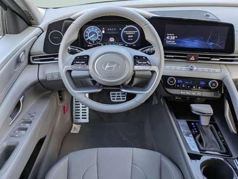 New 2026 Hyundai Elantra Sport image 17