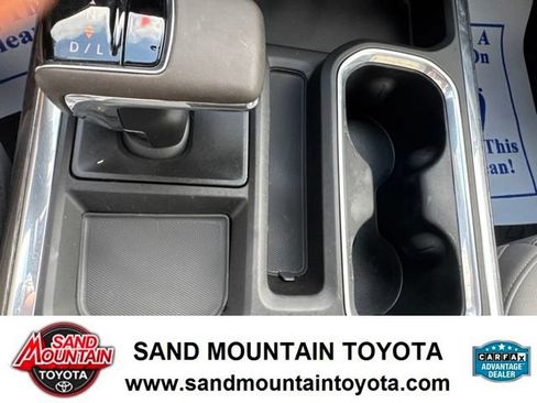 Used 2024 Chevrolet Silverado 1500 LTZ AWD/4WD image 20