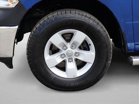 Used 2018 RAM 1500 ST w/ SXT Appearance Group AWD/4WD image 28