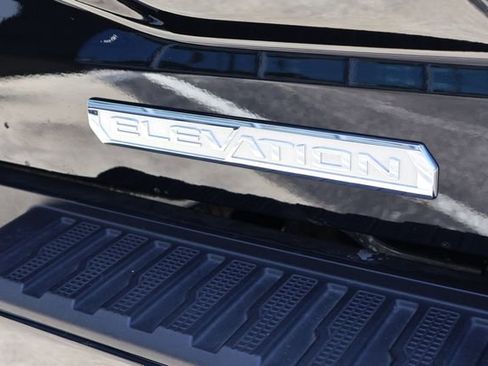 Used 2025 GMC Sierra 1500 Elevation RWD image 9