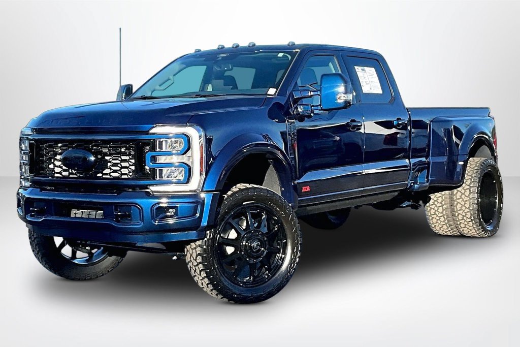 Used 2027 Ford F450 Lariat AWD/4WD image 3
