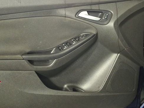 Used 2016 Ford Focus ST w/ Equipment Group 401A image 14