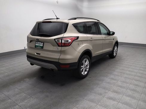 Used 2018 Ford Escape SE AWD/4WD image 9