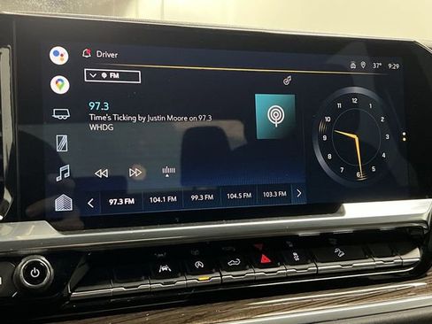 Certified 2022 Chevrolet Silverado 1500 RST w/ Z71 Off-Road Package image 13