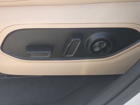 New 2026 Jeep Grand Cherokee L Limited RWD image 21