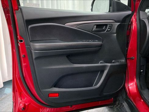 Used 2023 Honda Passport TrailSport image 9