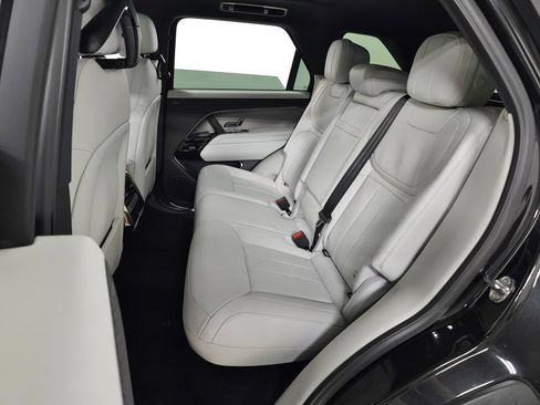 Certified 2026 Land Rover Range Rover Sport SE AWD/4WD image 40