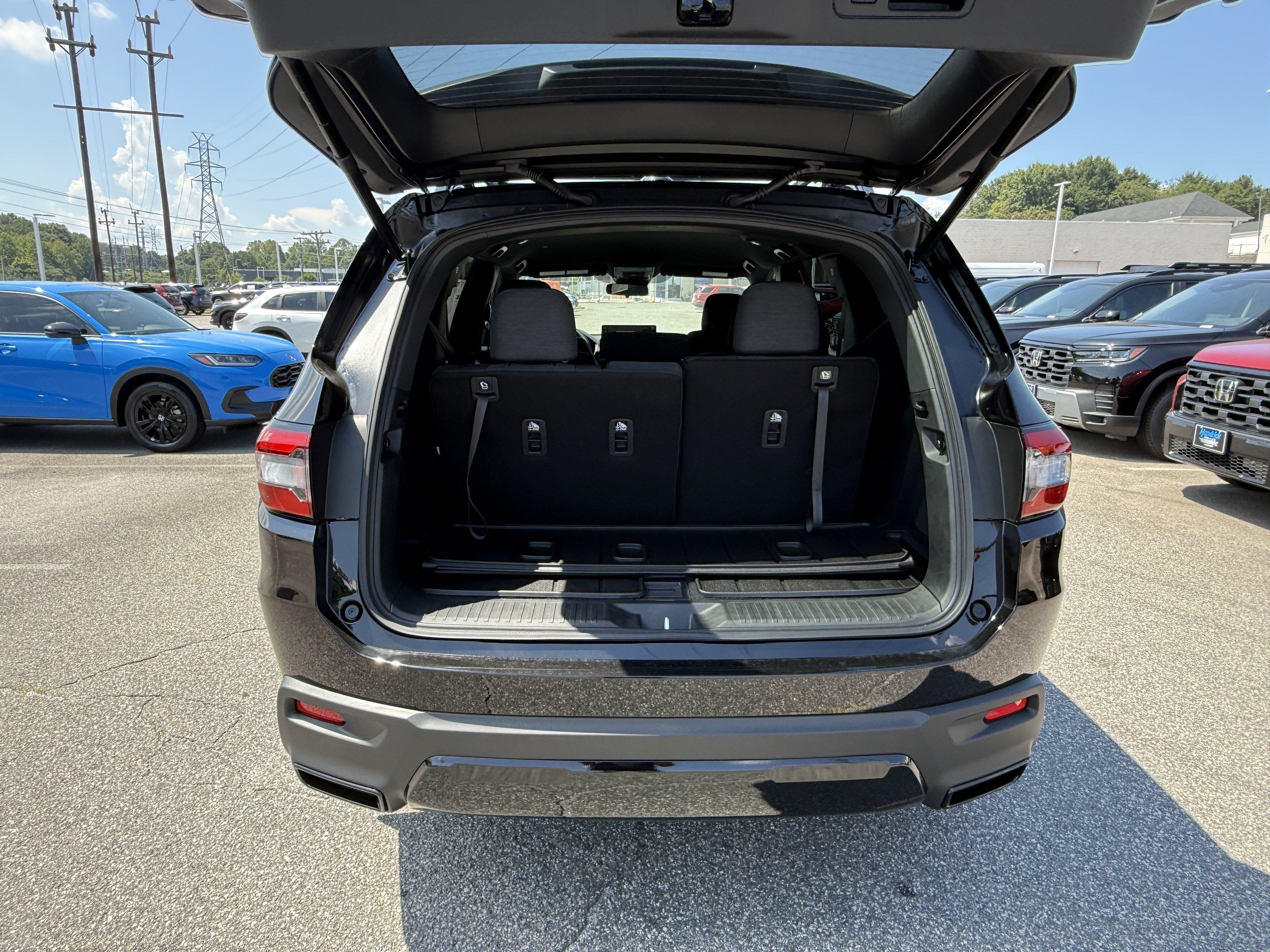 New 2026 Honda Pilot Sport image 32