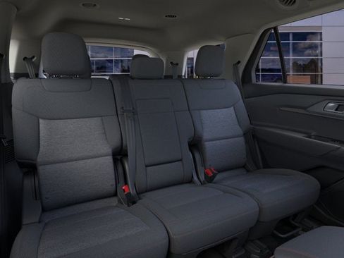 New 2026 Ford Explorer Active AWD/4WD image 11