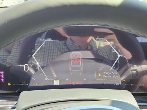 New 2026 BMW X5 xDrive40i w/ M Sport Package image 27