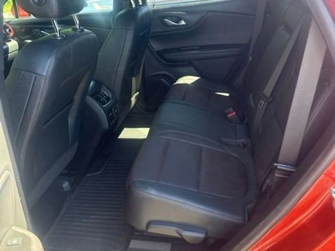Used 2021 Chevrolet Blazer RS w/ Enhanced Convenience Package FWD image 9