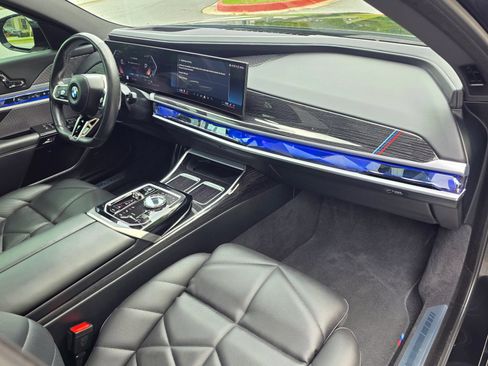 Used 2023 BMW 740i w/ Parking Assistance Package RWD image 42