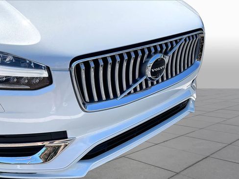 Used 2021 Volvo XC90 T6 Inscription w/ Lounge Package AWD/4WD image 30