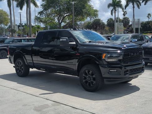 Used 2024 RAM 3500 Limited image 3