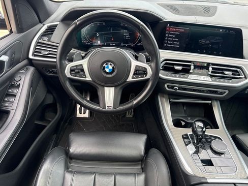 Used 2021 BMW X5 xDrive40i w/ M Sport Package AWD/4WD image 10