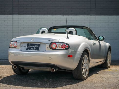 Used 2008 MAZDA MX-5 Miata Grand Touring w/ Premium Pkg RWD image 6