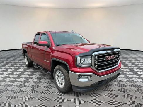 Used 2018 GMC Sierra 1500 SLE w/ SLE Value Package AWD/4WD image 1