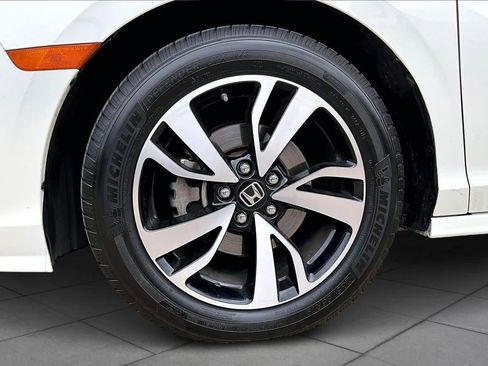 Used 2019 Honda Odyssey Elite image 11