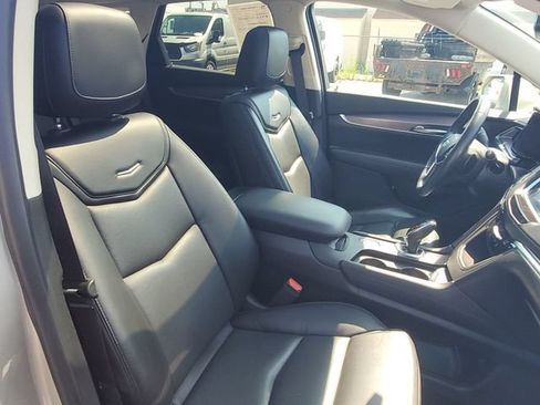 Certified 2017 Cadillac XT5 Luxury AWD/4WD image 27