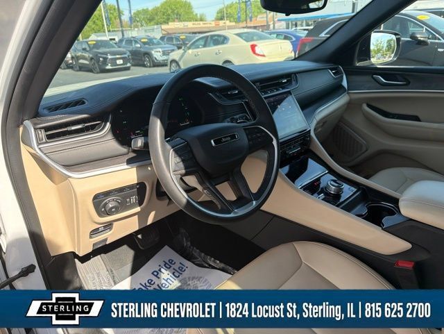 Used 2024 Jeep Grand Cherokee Limited 4xe AWD/4WD image 10
