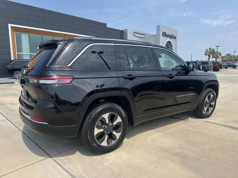 Used 2022 Jeep Grand Cherokee Limited 4xe AWD/4WD image 7