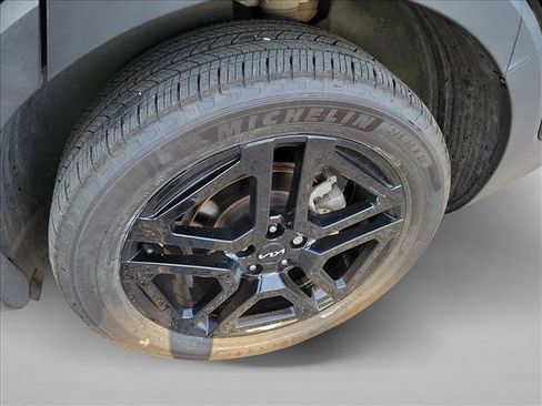Used 2023 Kia Telluride EX X-Line AWD/4WD image 9