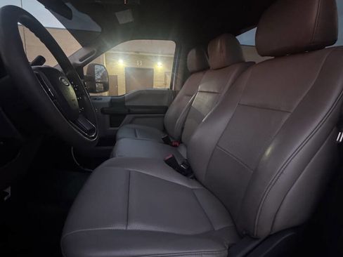 Used 2022 Ford F550 2WD Regular Cab Super Duty image 5