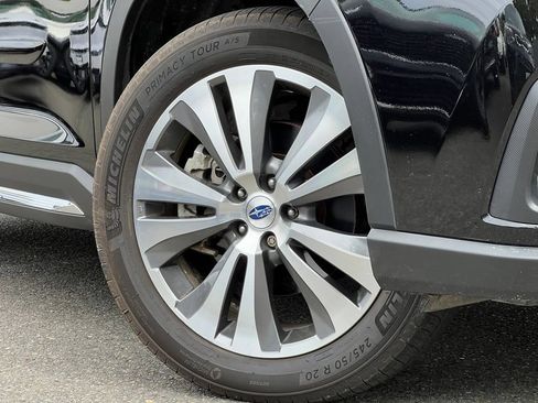 Used 2019 Subaru Ascent Touring w/ Popular Package #2 AWD/4WD image 2